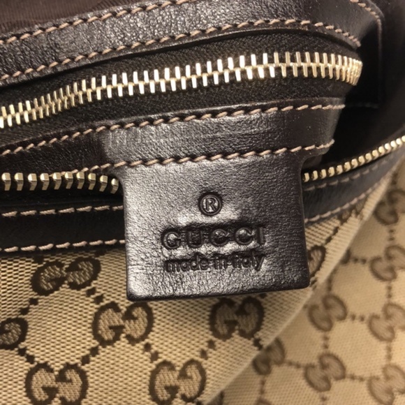 Gucci Natural Monogram Canvas Pelham Hobo Bag - Picture 13 of 14